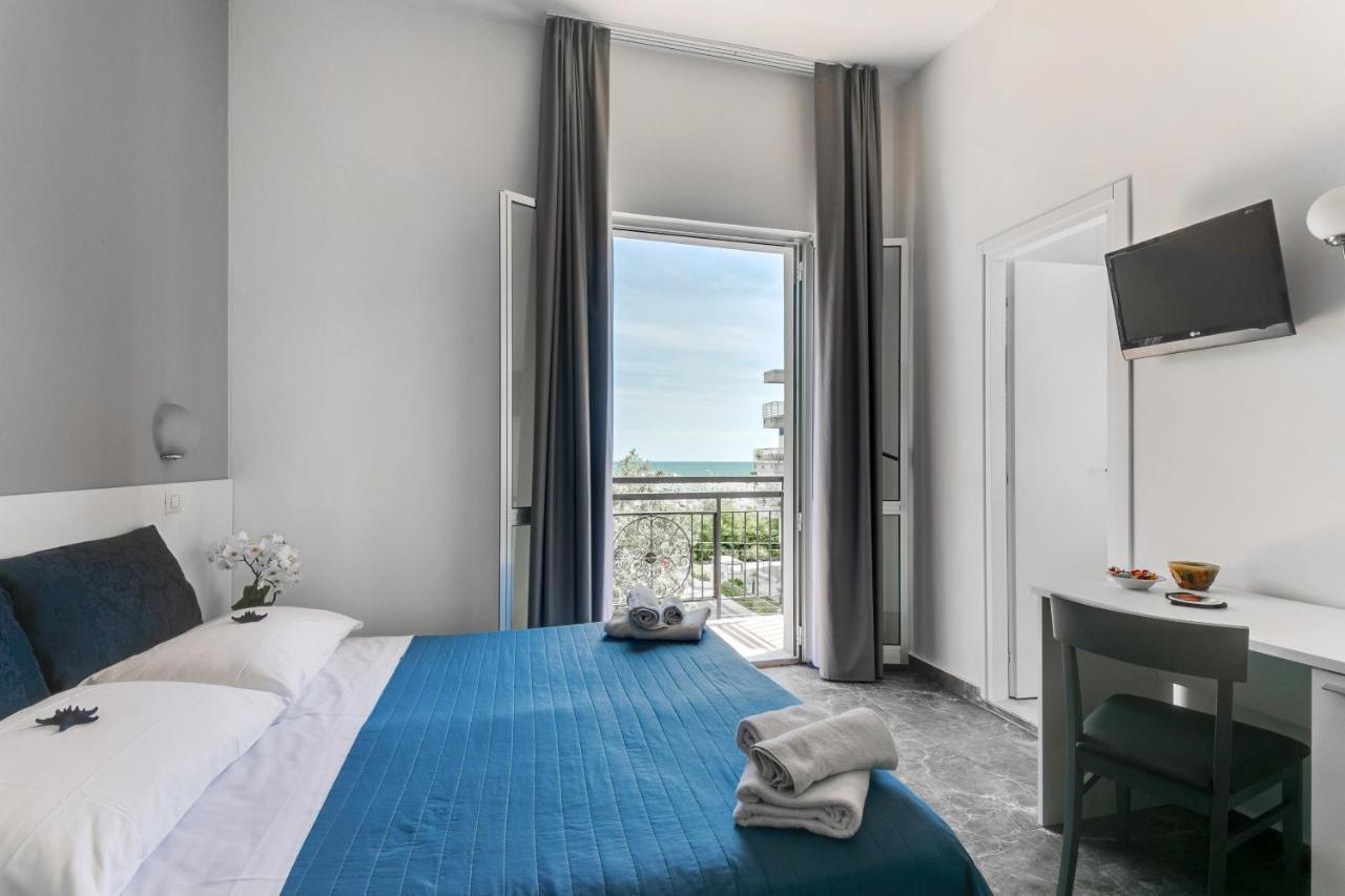 Hotel Quisisana Rimini Ngoại thất bức ảnh