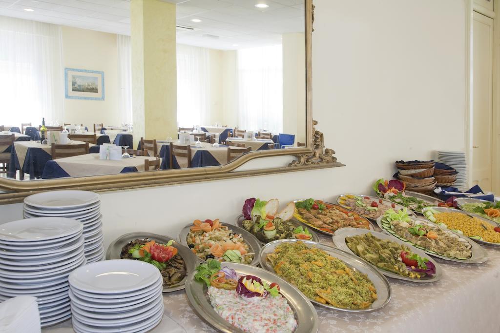 Hotel Quisisana Rimini Ngoại thất bức ảnh
